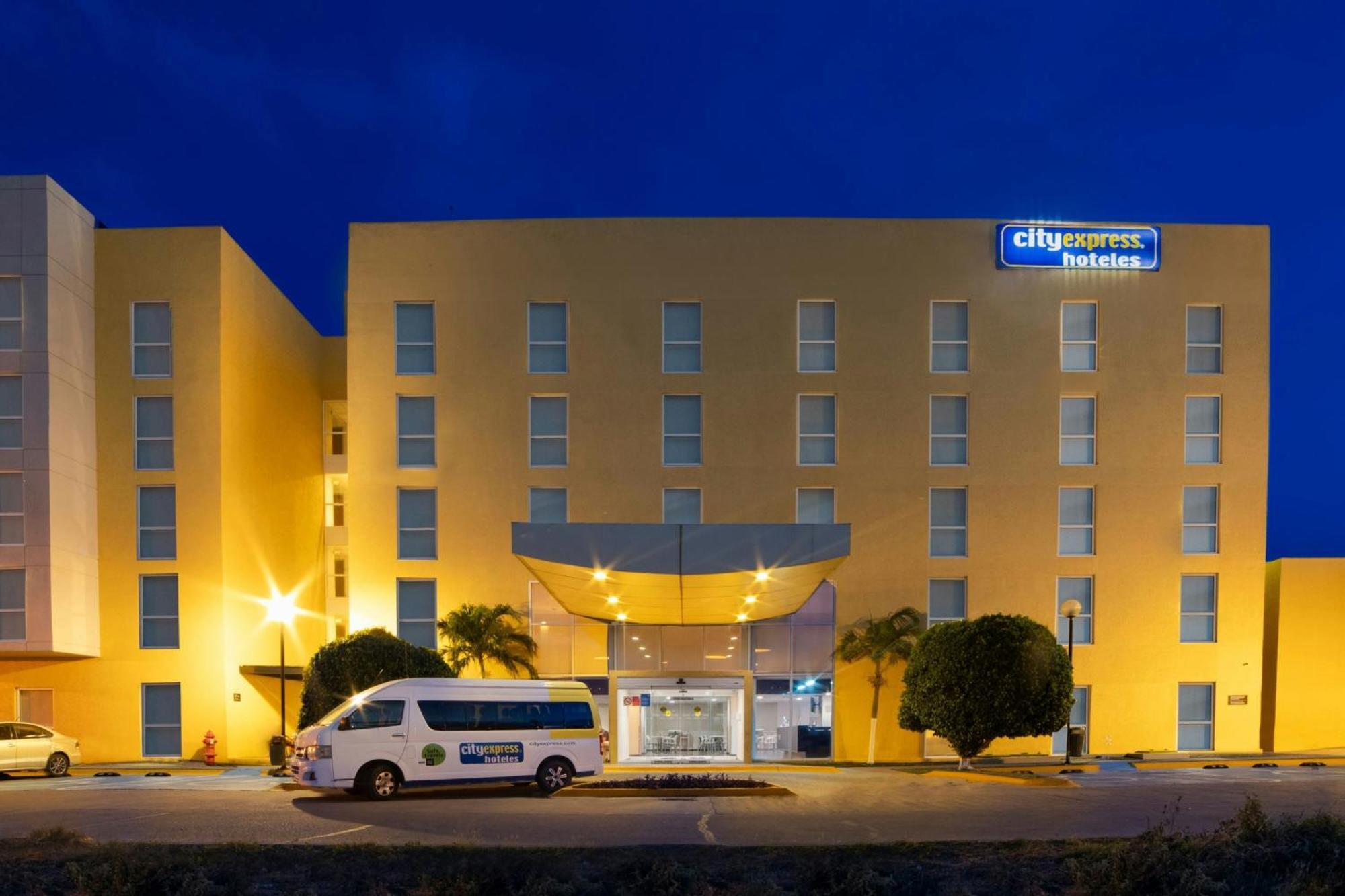 City Express By Marriott Salina Cruz Εξωτερικό φωτογραφία